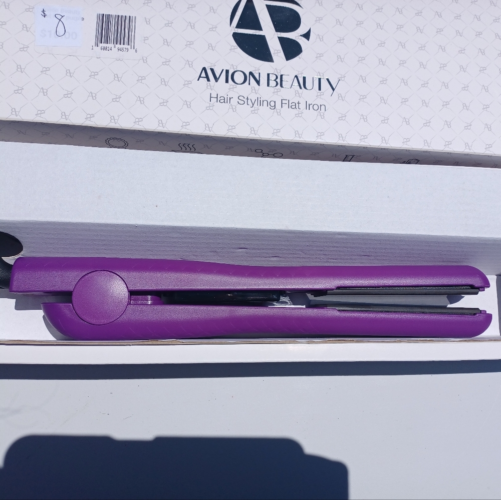 Hair straightener